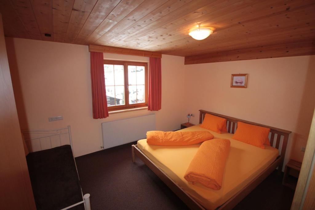 Haus Vallaster Гашурн Номер фото